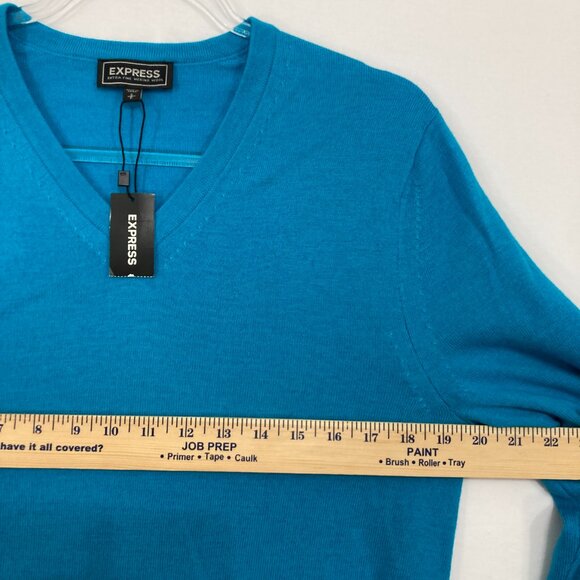 New Express size Small V Neck Merino Wool Pullover Sweater Quiet Luxury - Picture 6 of 9